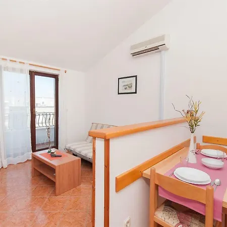 Luciana * רוביני